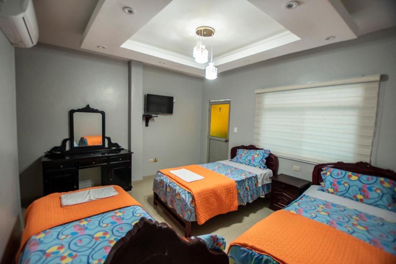 Hostal San Francisco ซานกริสโตวัล ภายนอก รูปภาพ